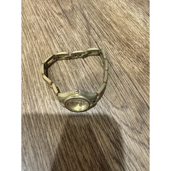 Relic Watch 22mm Womens Gold Tone ZR33404 Needs Battery - Picture 2 of 3